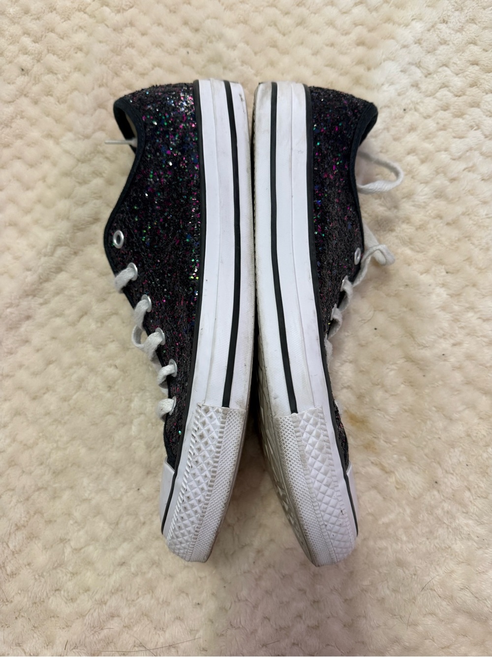 Converse Black Glitter Low Top Sneakers with Multicolor Sparkle Women’s size 8 - Picture 4 of 8